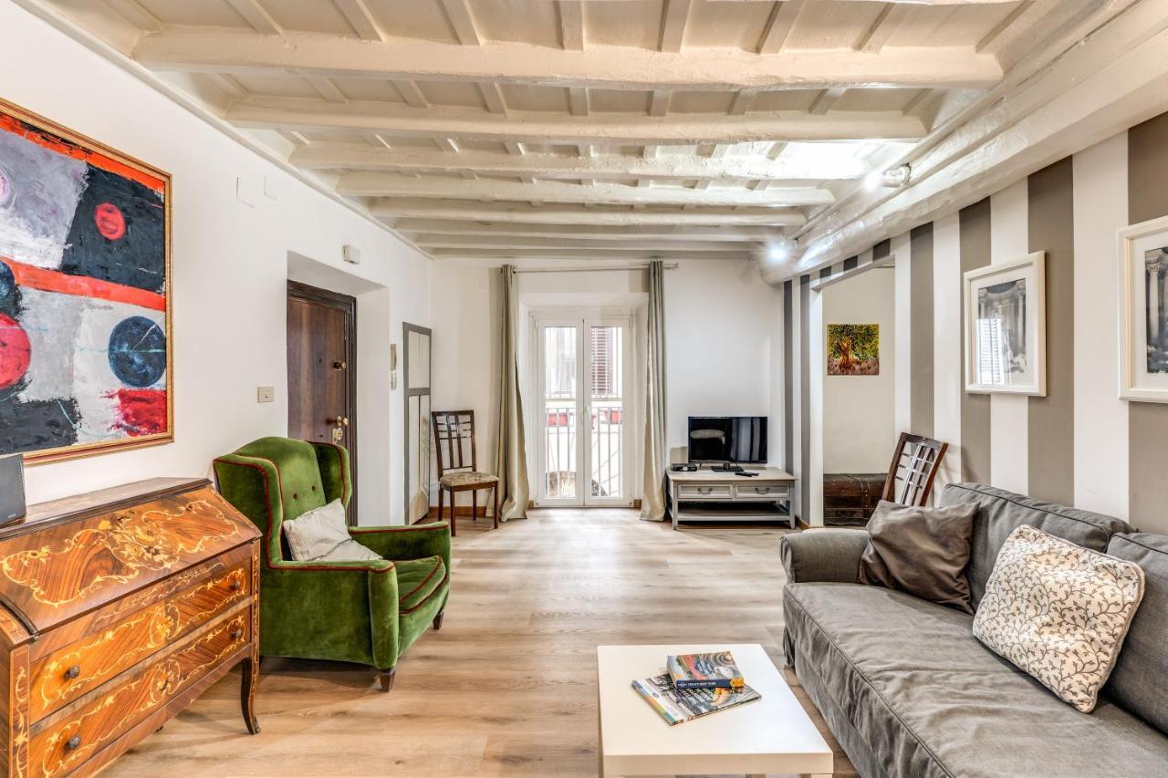Lovely Spacious Apartment Near The Colosseum Roma Exterior foto