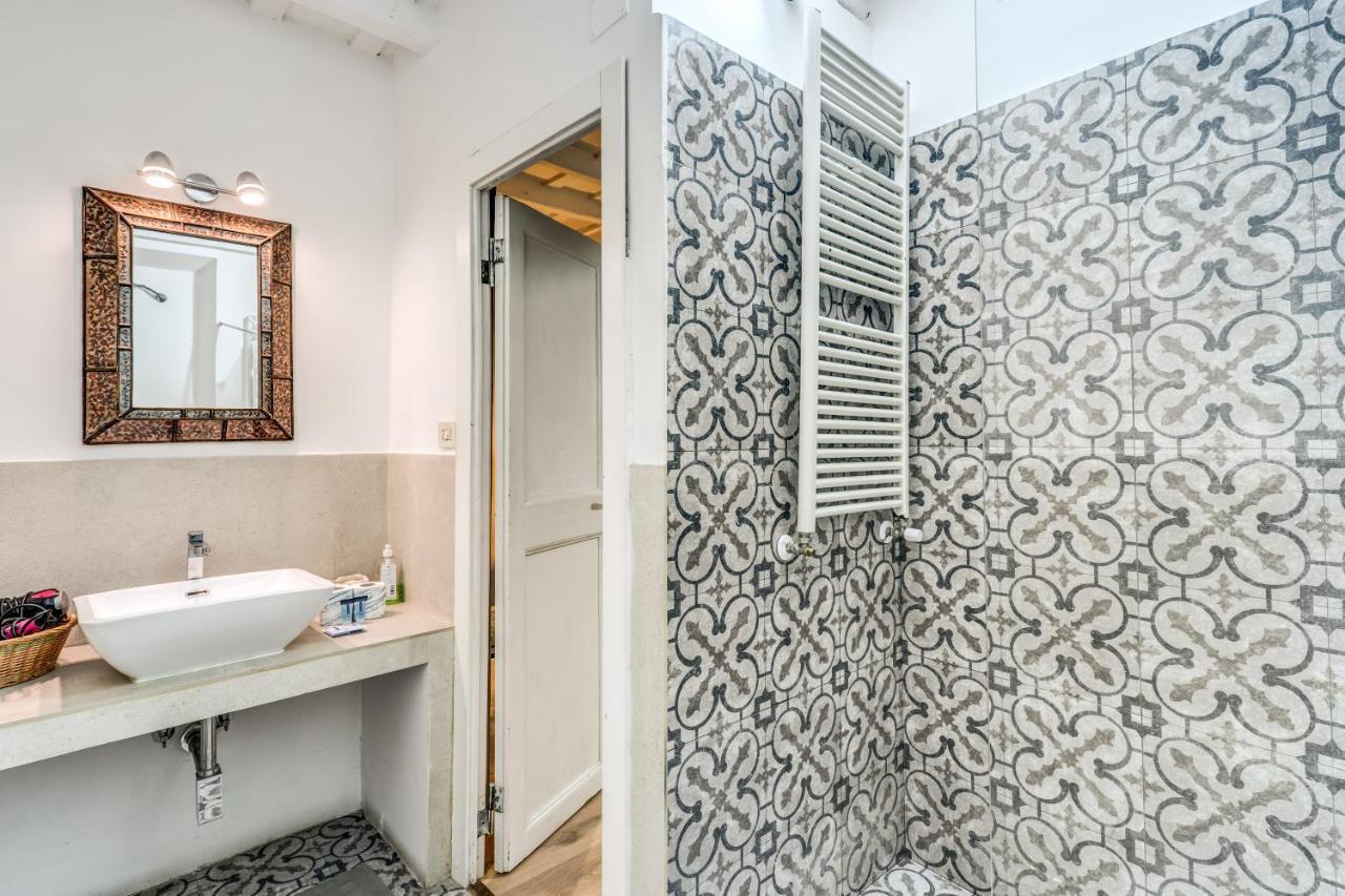 Lovely Spacious Apartment Near The Colosseum Roma Exterior foto