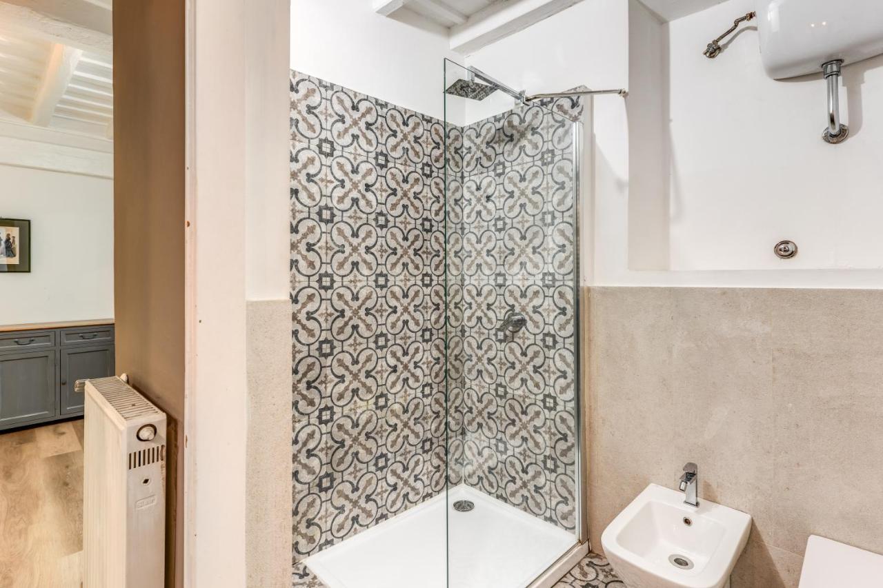 Lovely Spacious Apartment Near The Colosseum Roma Exterior foto
